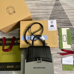 Balenciaga Handbags 621